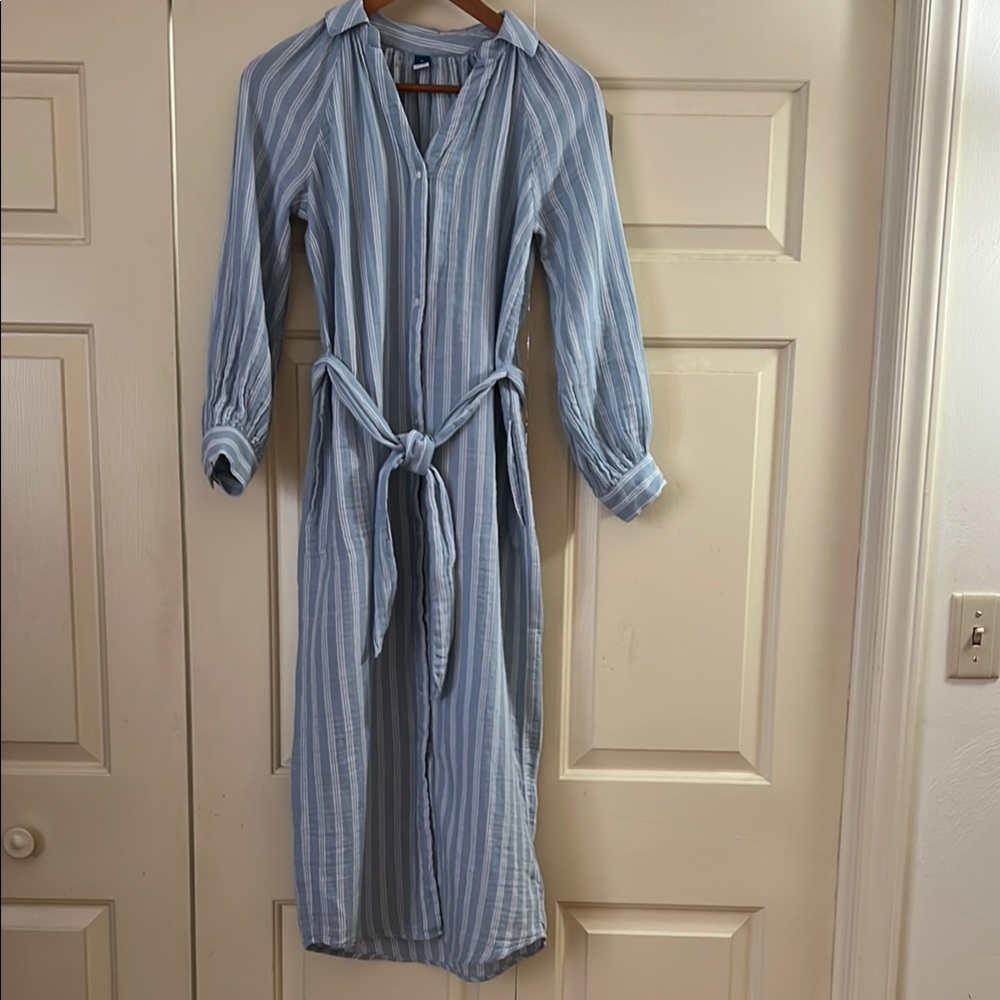 Old Navy Light Blue Striped Belted Dress 100% Cotton Worn Very Good Condition